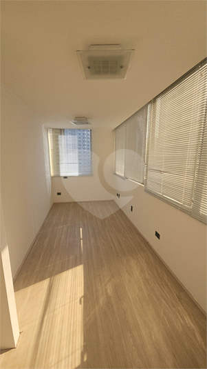 Foto REO212966