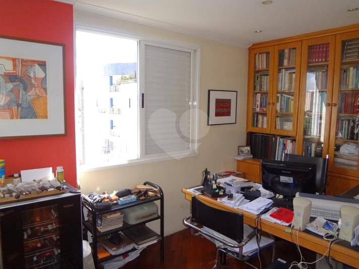 Foto REO213010