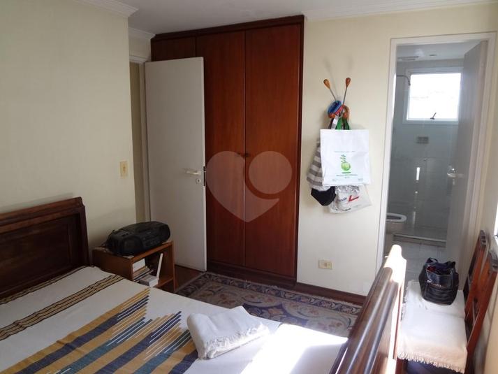 Foto REO213010