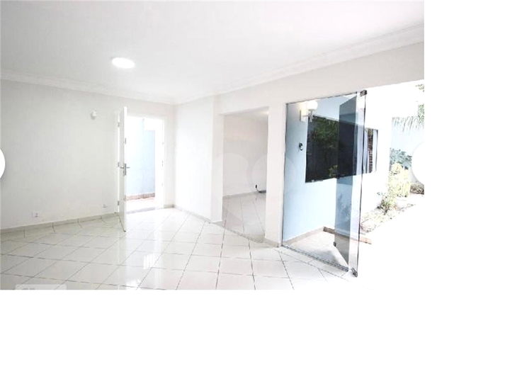 Foto REO213838