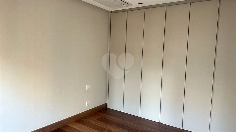 Foto REO215662