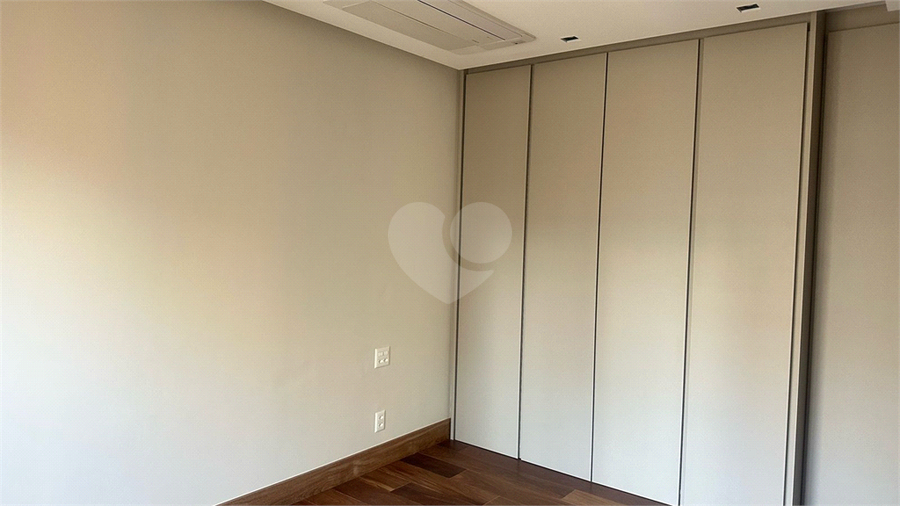Foto REO215662
