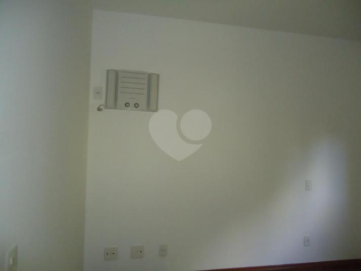 Foto REO215909
