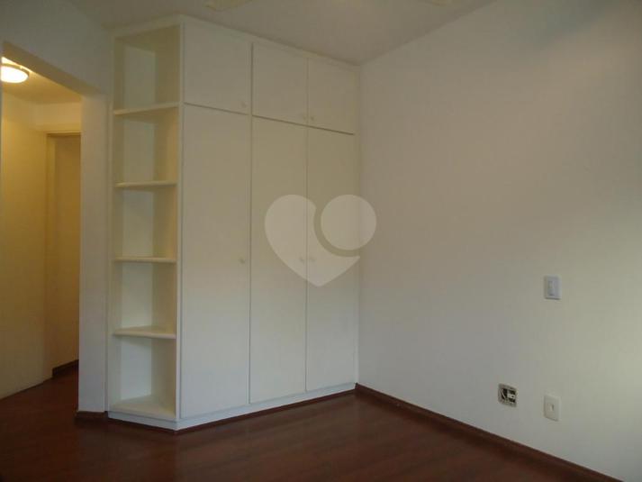 Foto REO215909