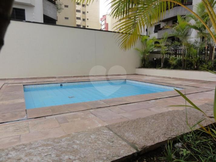 Foto REO215937