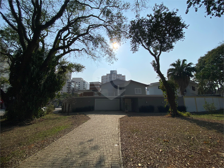 Foto REO216212