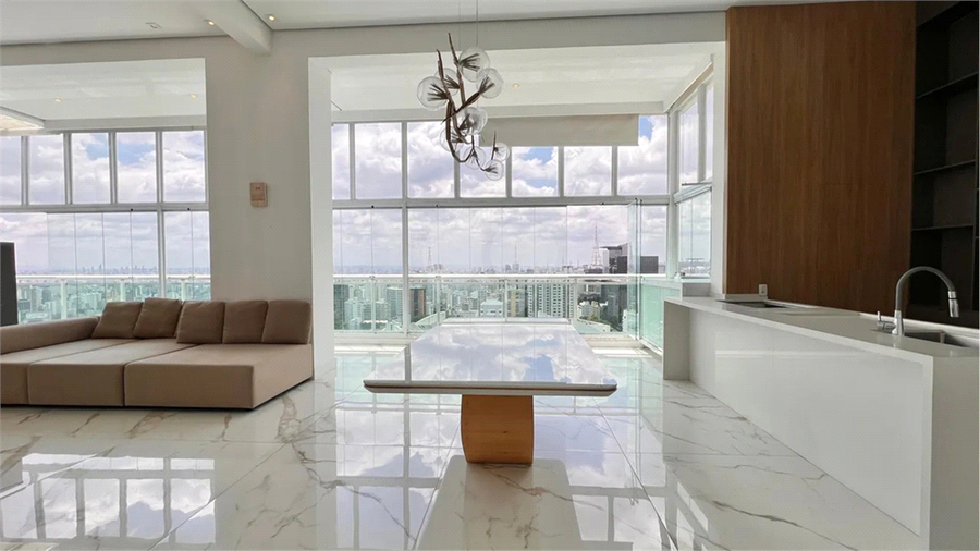 Foto REO216976