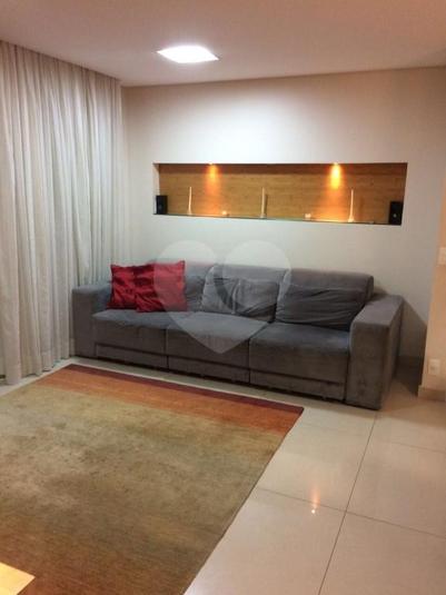 Foto REO217552