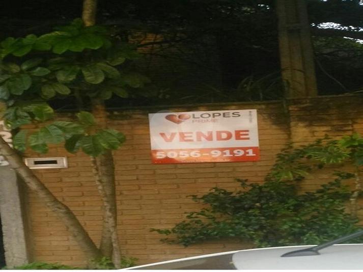 Foto REO218112