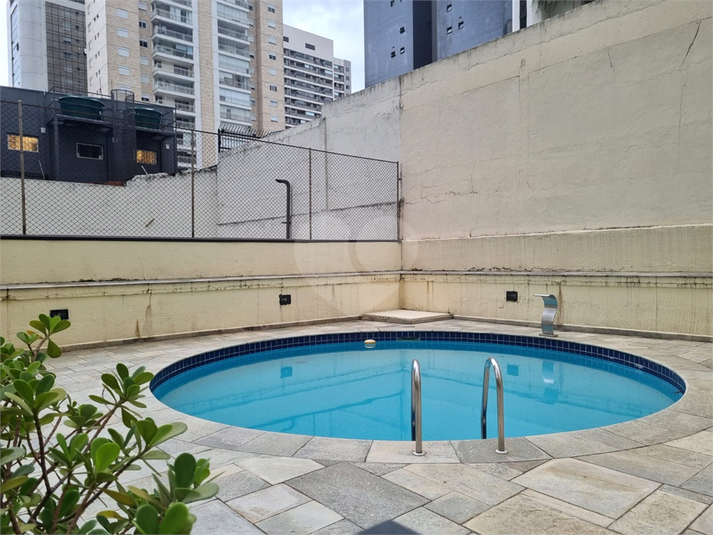 Foto REO219253