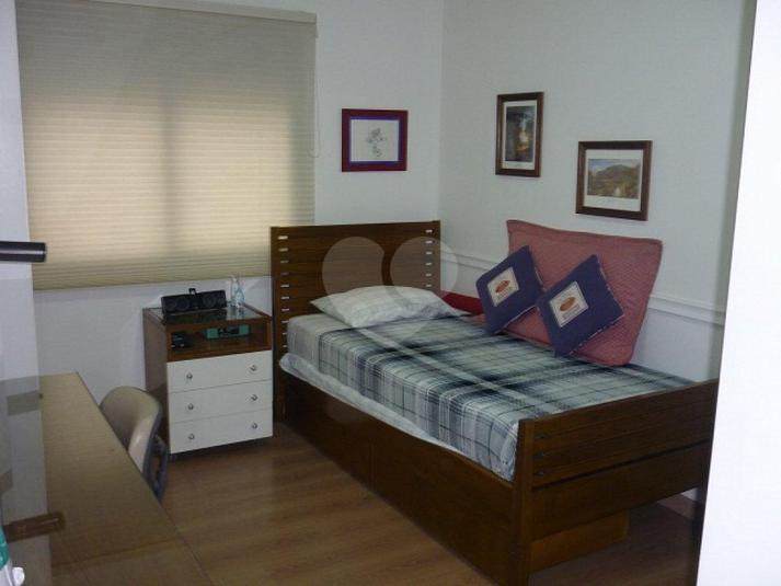Foto REO22120