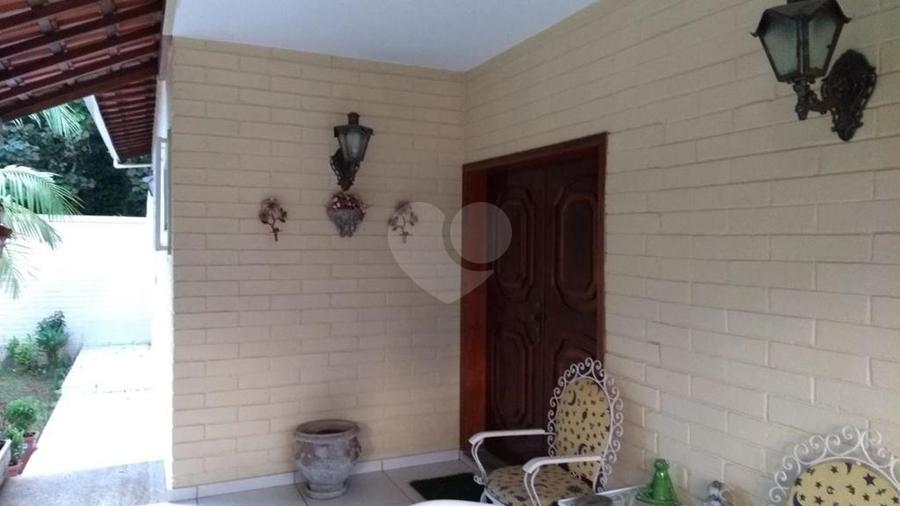 Foto REO238184