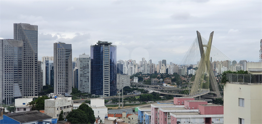 Venda Apartamento São Paulo Real Parque REO24165 2