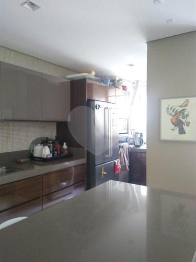 Foto REO243958