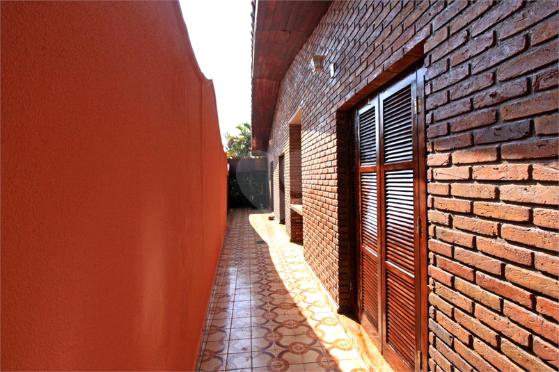 Foto REO243958