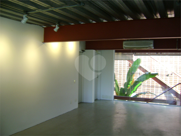 Foto REO244100