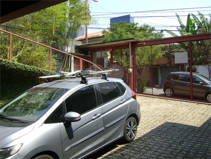 Foto REO244100
