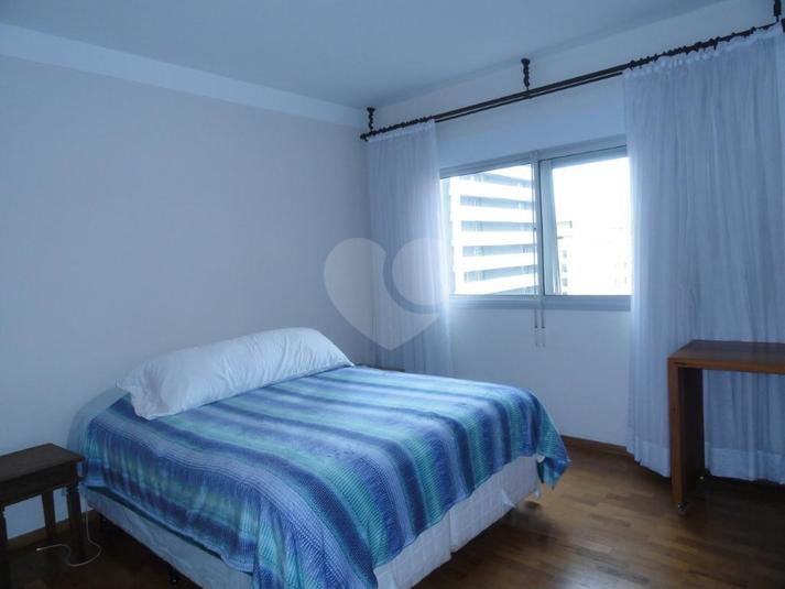 Foto REO245889