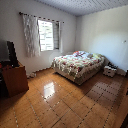 Foto REO246062