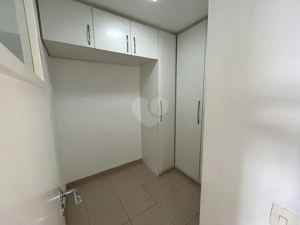 Venda Apartamento São Paulo Cerqueira César REO246985 44