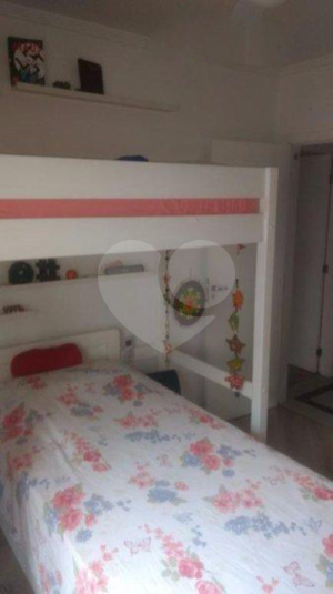 Foto REO248214