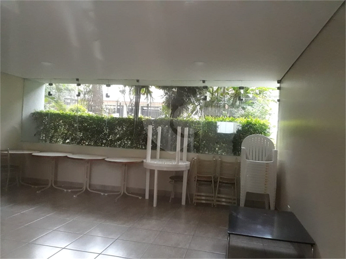Foto REO249355