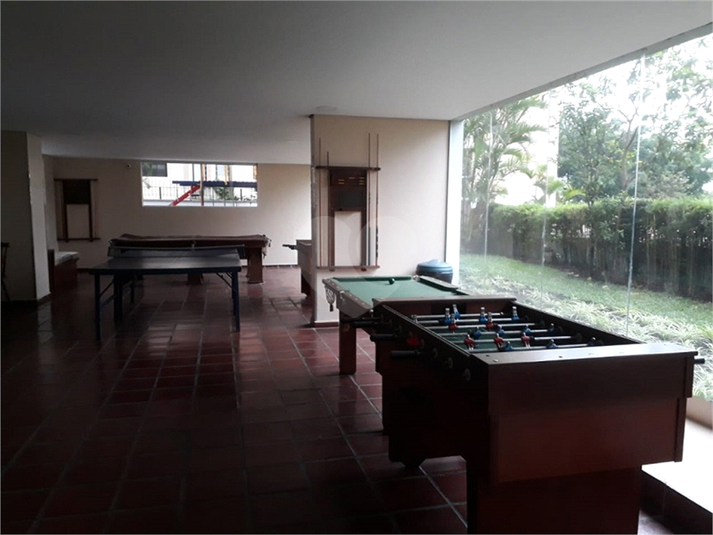 Foto REO249355