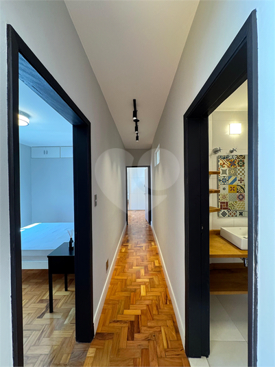 Foto REO249625