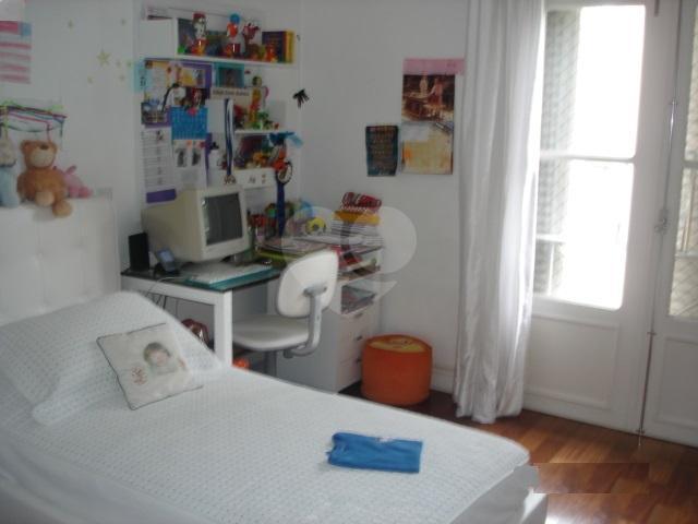 Foto REO249984