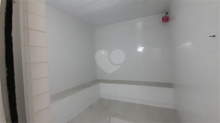 Foto REO250252