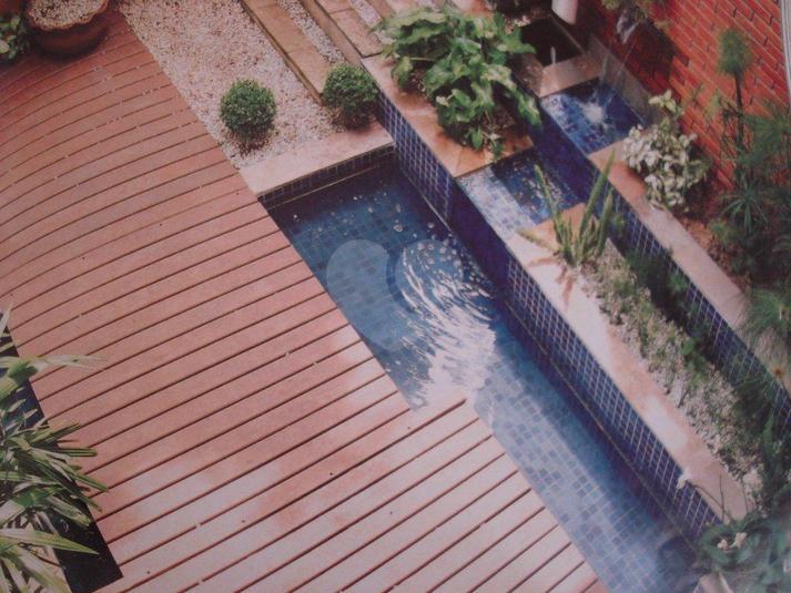 Foto REO25030