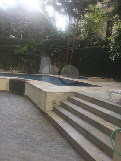 Foto REO252950