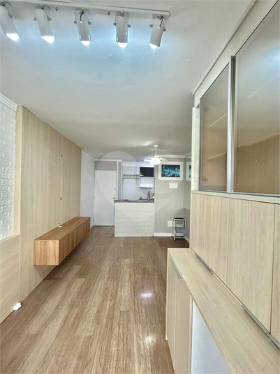 Foto REO253071