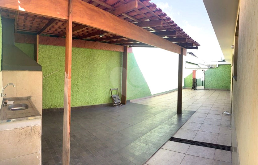 Foto REO258217