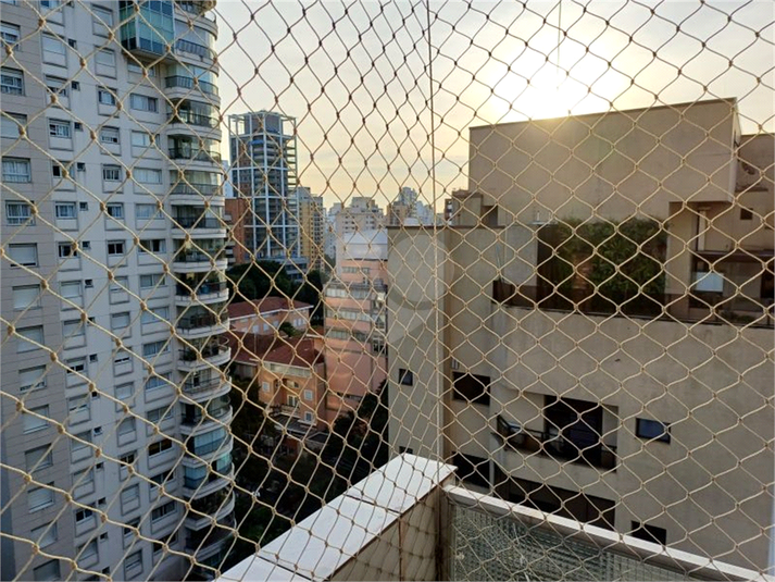Foto REO258685