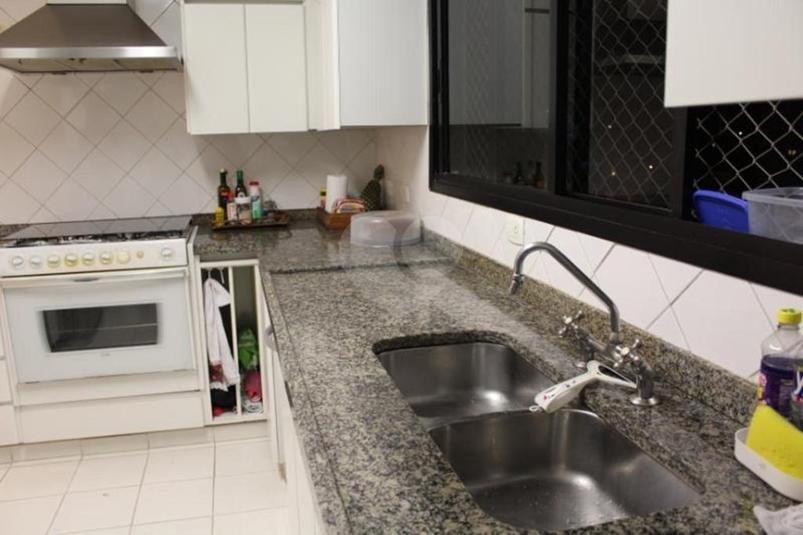 Venda Apartamento São Paulo Real Parque REO258791 6