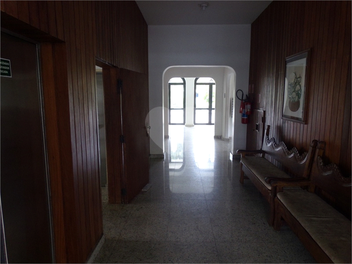 Foto REO259851
