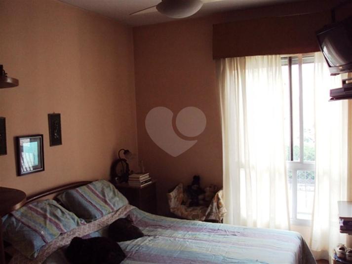 Foto REO259851
