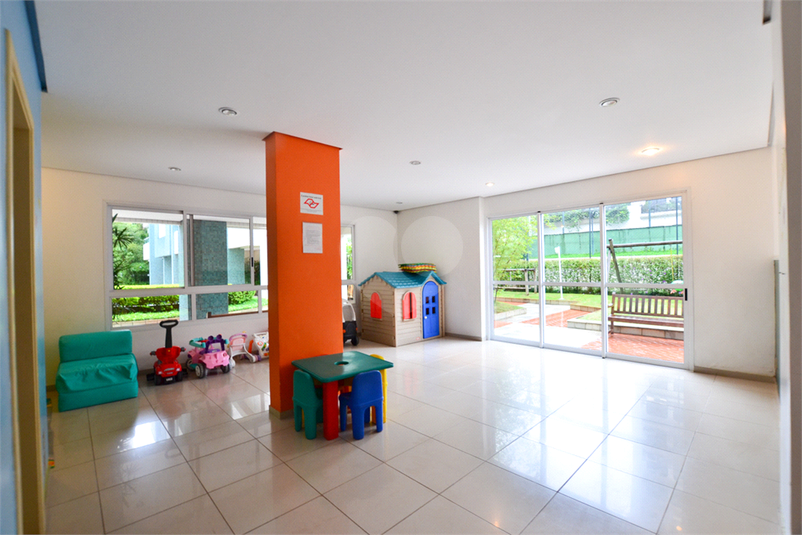 Venda Apartamento São Paulo Real Parque REO260341 40