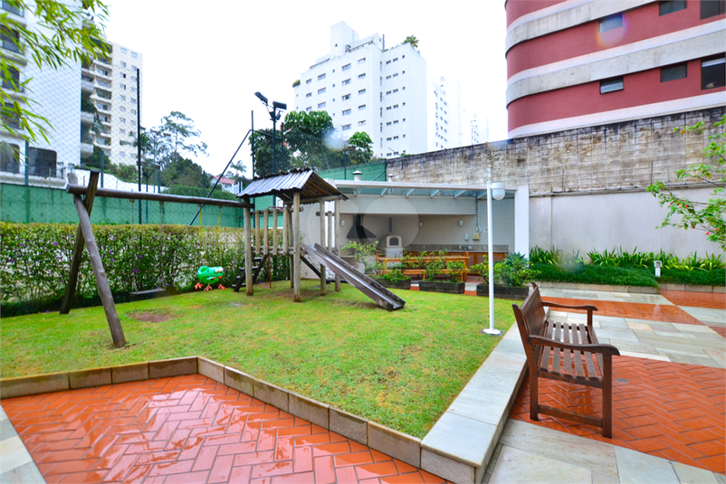 Venda Apartamento São Paulo Real Parque REO260341 36