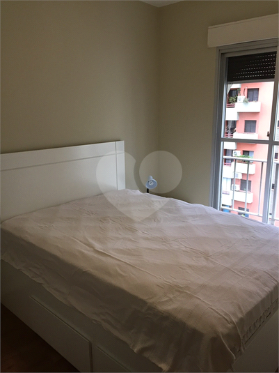 Foto REO261578