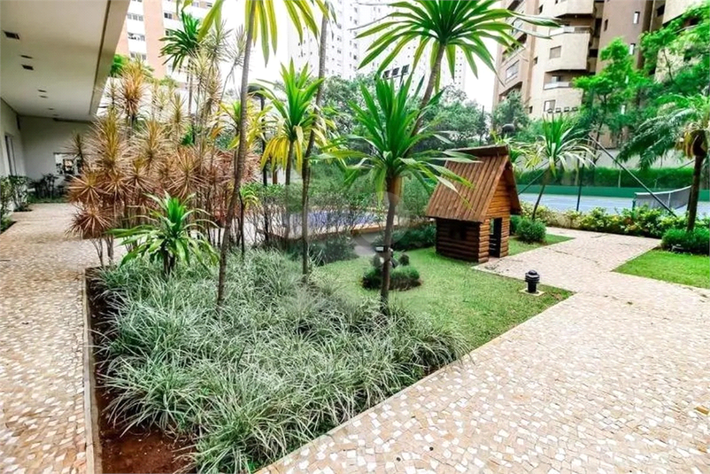 Foto REO261601