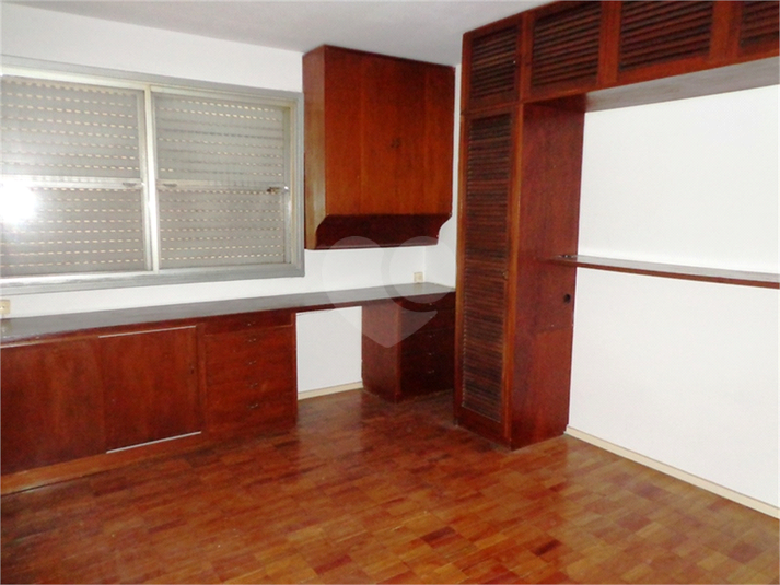 Foto REO262306