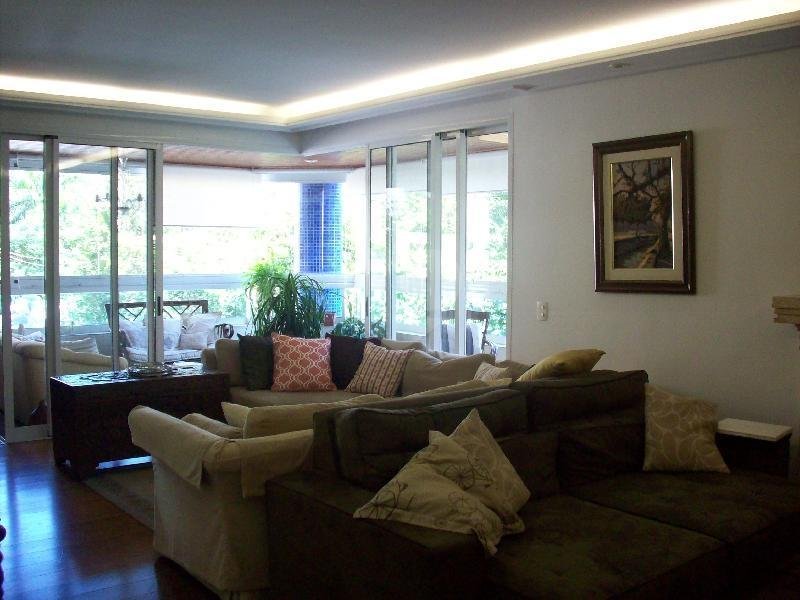 Venda Apartamento São Paulo Real Parque REO26343 2