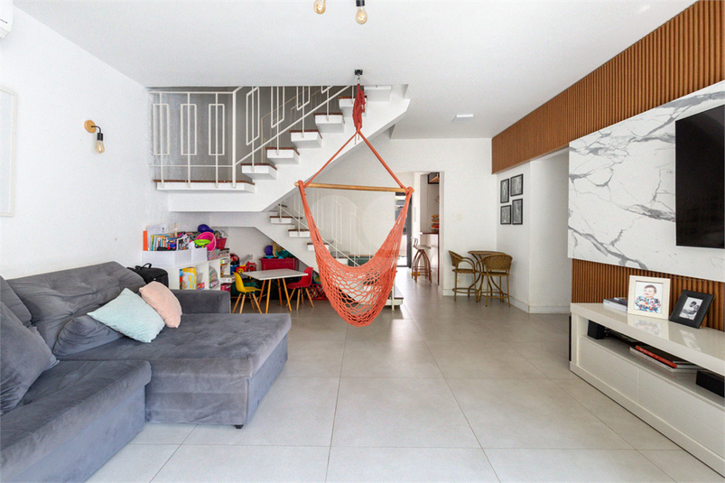 Foto REO264453
