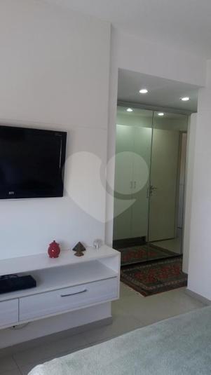 Foto REO265043