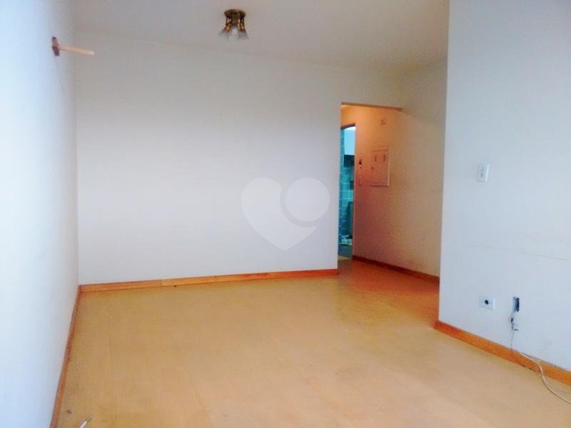 Venda Apartamento São Paulo Santana REO265137 3