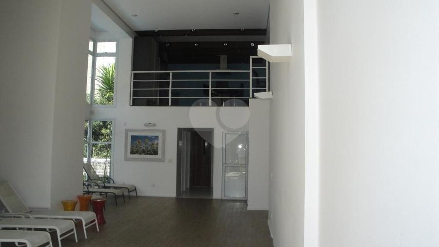 Foto REO266084