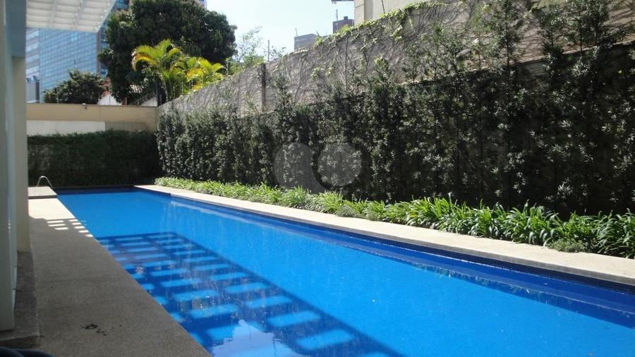 Foto REO266084