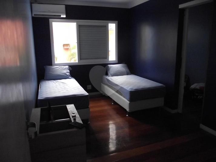 Foto REO266098
